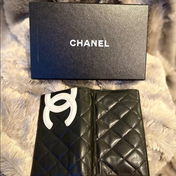 Authentic Chanel Cambon Wallet-Small Gently used - Picture 2 of 8